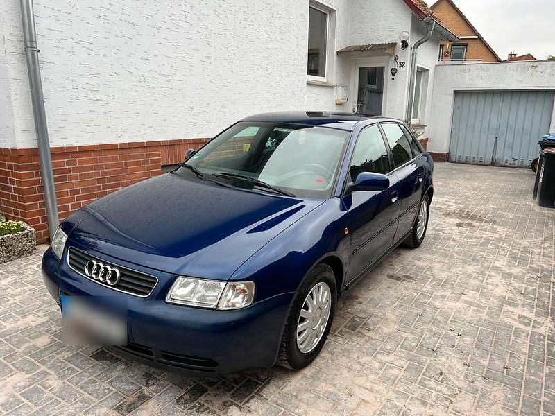 Gebraucht Audi A3 101 PS (74 kW) 2000 Blau Kleinwagen