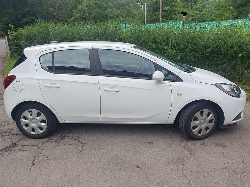 Weiß Gebraucht 2018 Opel Corsa Edition Kleinwagen | 9.999 € (Guter Preis) - Bild 1/4
