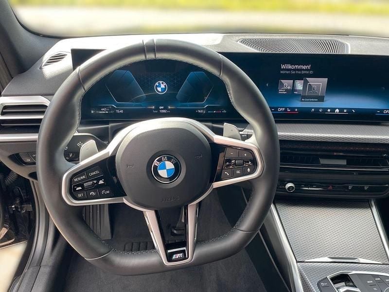 Gebraucht BMW 330 M Sport 245 PS (180 kW) 2025 Schwarz Limousine