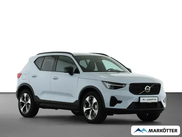 Neu Volvo XC40 Plus 197 PS (144 kW) 2026 Blau SUV