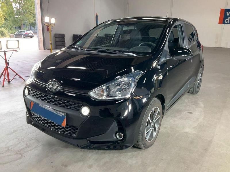 Schwarz Gebraucht 2018 Hyundai i10 Passion Kleinwagen | 10.990 € (Guter Preis) - Bild 1/4