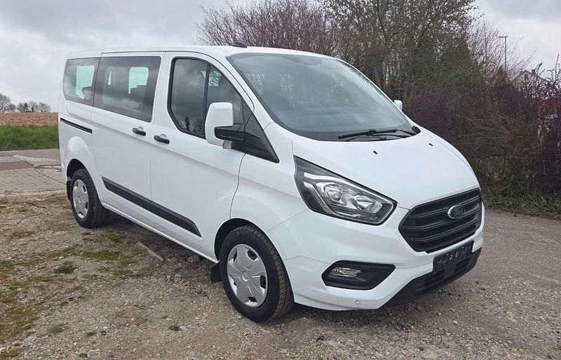 Gebraucht Ford Transit Custom 131 PS (96 kW) 2019 Weiß Van / Kleinbus