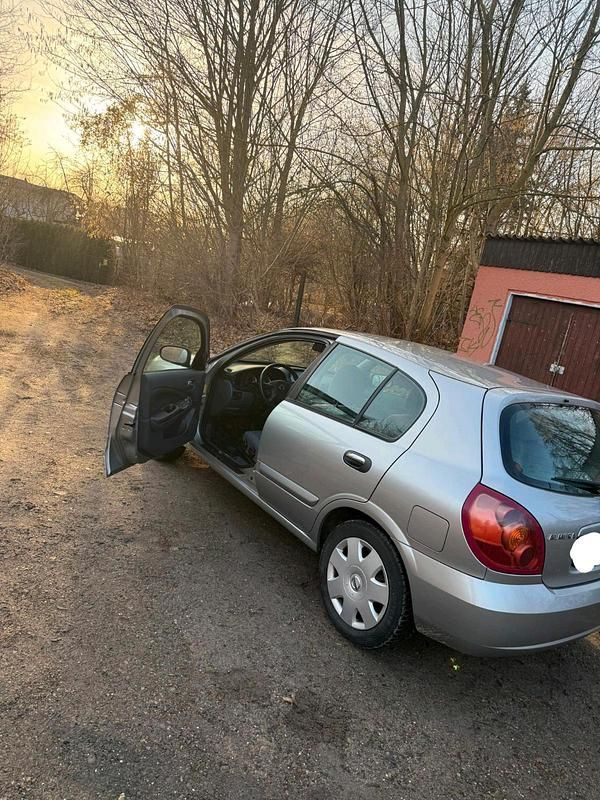 Gebraucht Nissan Almera 98 PS (72 kW) 2004 Grau Kleinwagen