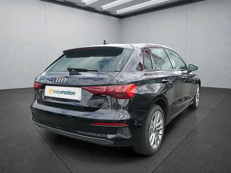Gebraucht Audi A3 Sportback 204 PS (150 kW) 2022 Schwarz Kleinwagen