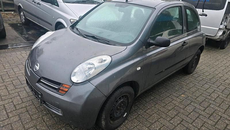 Grau Gebraucht 2005 Nissan Micra Kleinwagen | 300 € (Superpreis) - Bild 1/4