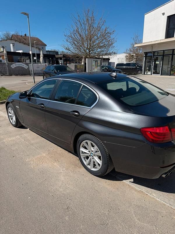 Second-hand BMW 528 258 CP (189 kW) 2011 Gri Berlinǎ