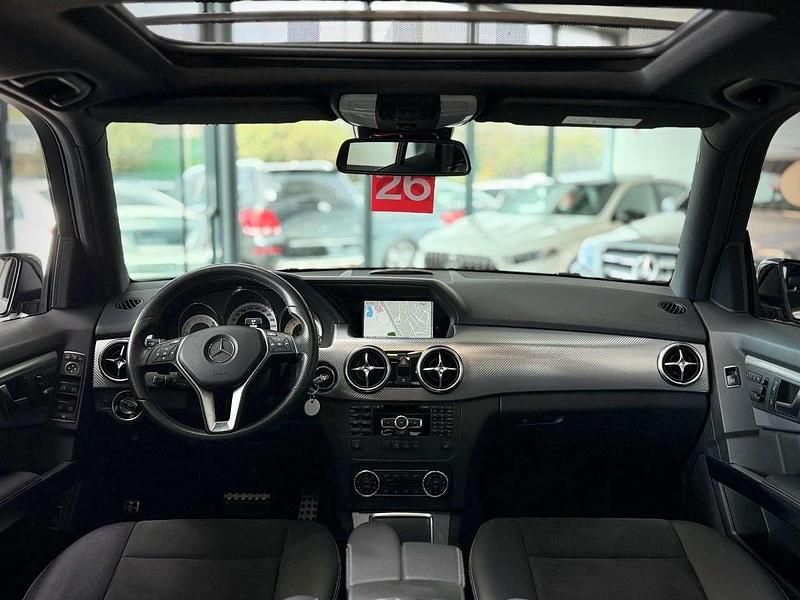 Gebraucht Mercedes GLK250 204 PS (150 kW) 2015 Blau SUV