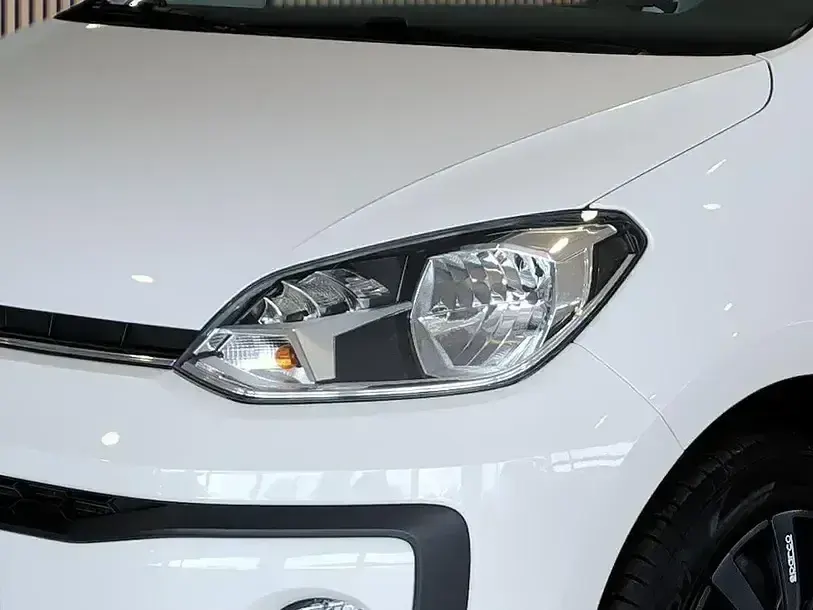 Gebraucht VW up! move up! 60 PS (44 kW) 2019 Weiß Kleinwagen