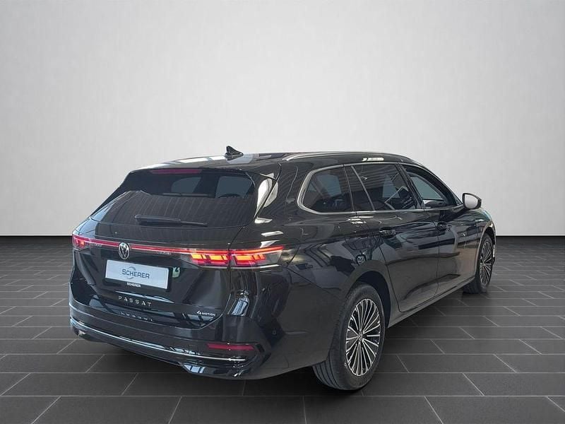 Usata VW Passat Elegance 193 CV (141 kW) 2025 Nero Berlina