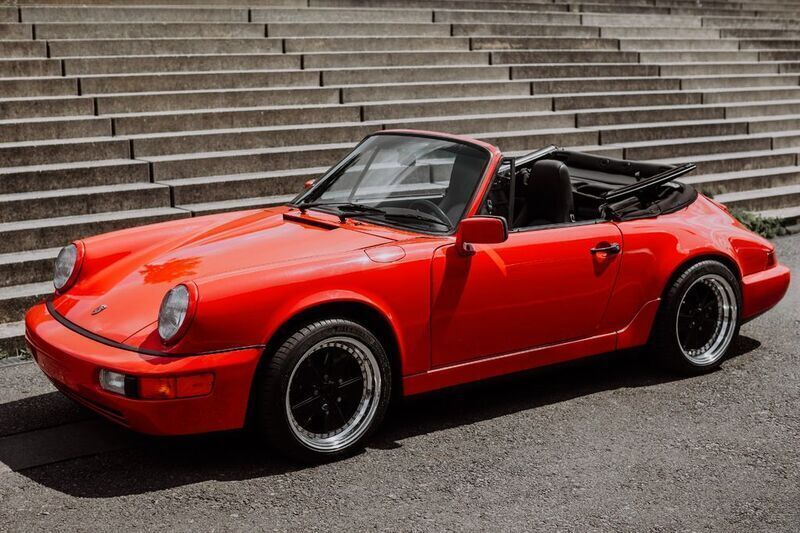 Rot Gebraucht 1990 Porsche 911 Carrera 4 Cabrio | 61.500 € - Bild 1/4