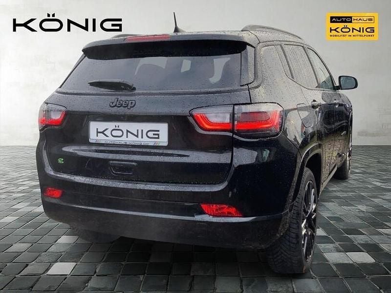 Gebraucht Jeep Compass Altitude 131 PS (96 kW) 2023 Schwarz SUV