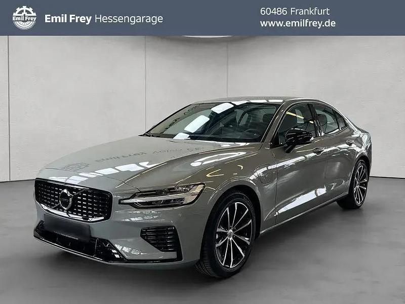 Vapour greymetallic 740 Gebraucht 2024 Volvo S60 Plus Limousine | 39.950 € (Guter Preis) - Bild 1/4