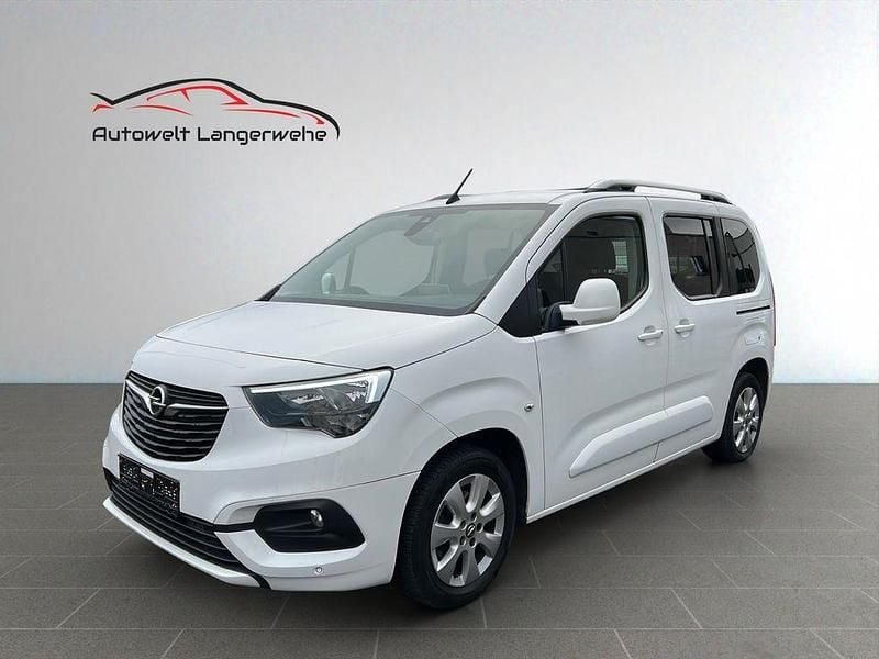 Weiß Gebraucht 2018 Opel Combo Life Edition Van / Kleinbus | 13.999 € (Fairer Preis) - Bild 1/4