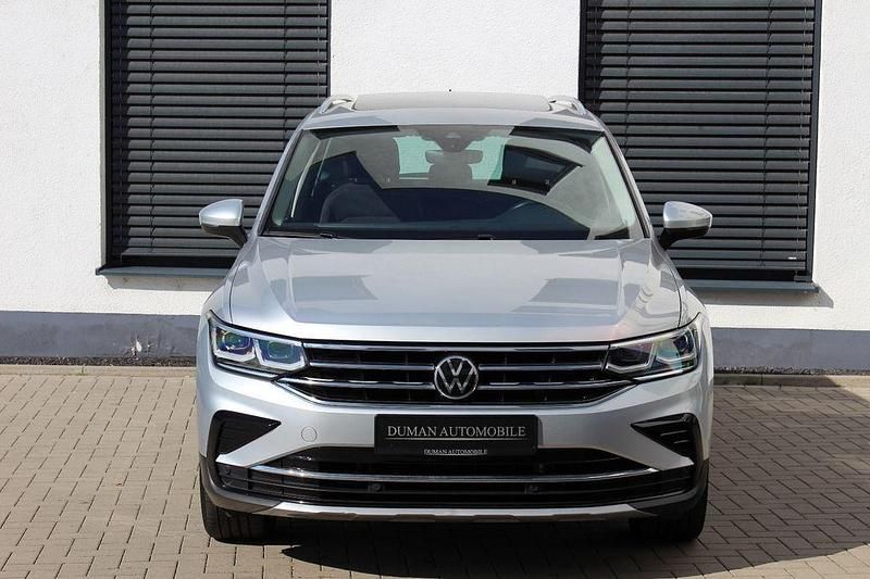 Gebraucht VW Tiguan Elegance 150 PS (110 kW) 2021 Reflexsilber metallic SUV