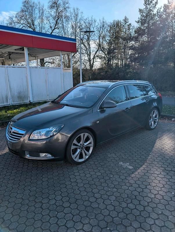 Gebraucht Opel Insignia 260 PS (191 kW) 2009 Grau Kombi