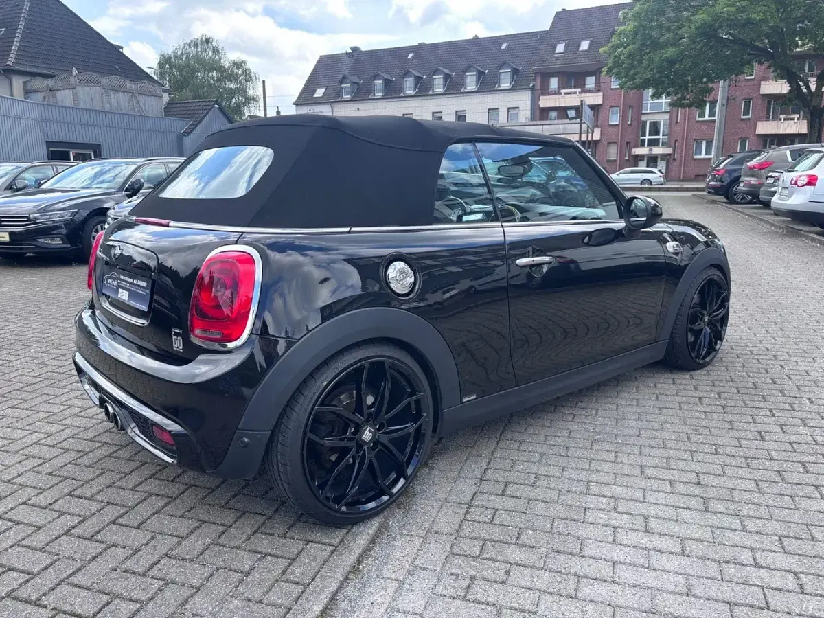 Usata Mini Cooper S Cabriolet 192 CV (141 kW) 2016 Nero Cabrio