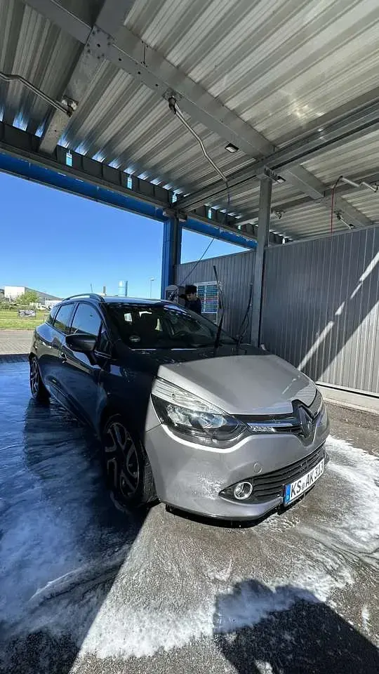 Gebraucht Renault Clio IV 106 PS (77 kW) 2015 Limousine