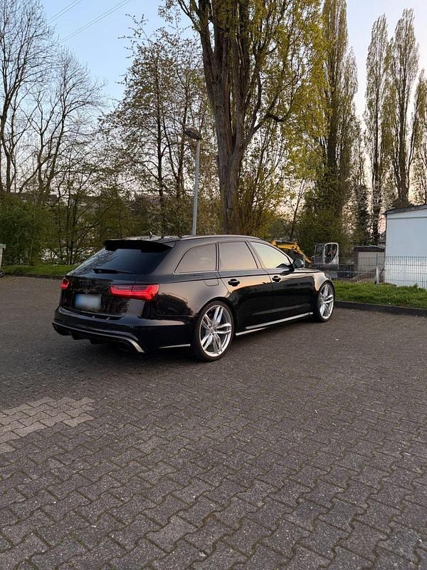 Second-hand Audi RS6 Performance 605 CP (444 kW) 2016 Negru Break