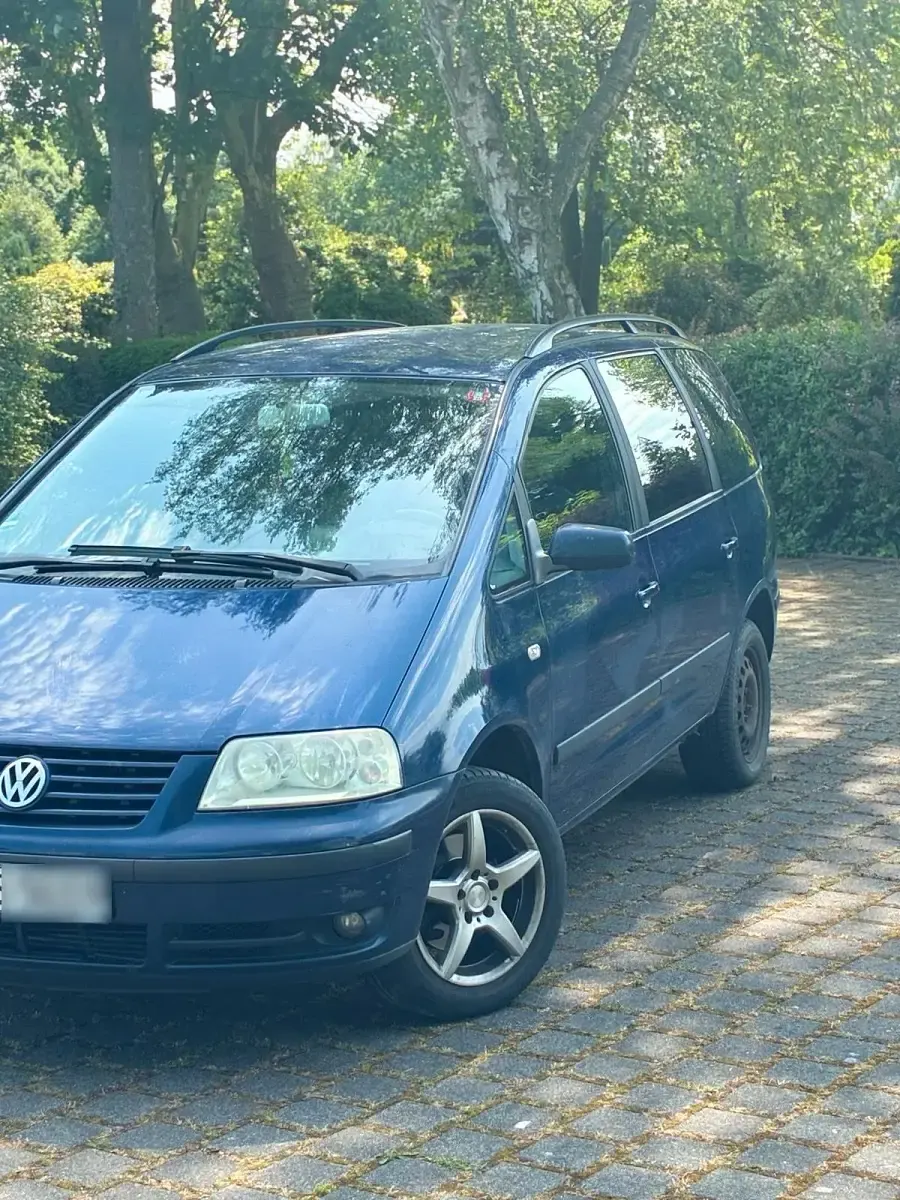 Gebraucht VW Sharan 136 PS (100 kW) 2004 Blau Van / Kleinbus