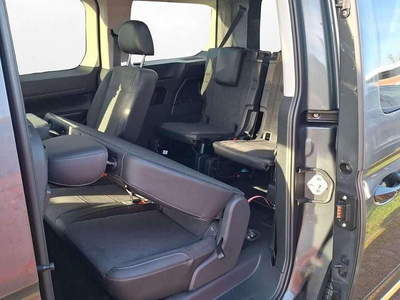 Neu VW Caddy Style 122 PS (89 kW) 2026 Indiumgrau metallic Van / Kleinbus