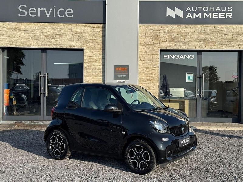 Schwarz Gebraucht 2018 Smart ForTwo Coupé Coupé | 8.499 € (Fairer Preis) - Bild 1/4