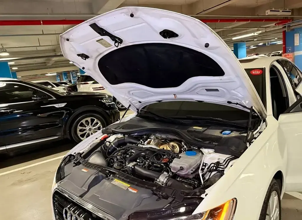 Gebraucht Audi A6 Comfort 245 PS (180 kW) 2015 Weiß Limousine