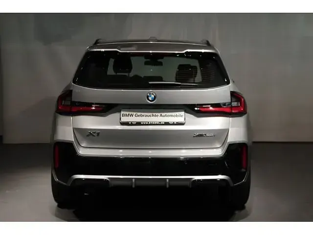 Gebraucht BMW X1 M Sport 204 PS (150 kW) 2025 Silber SUV