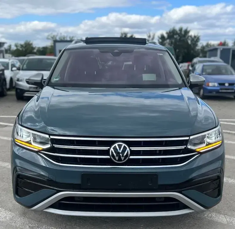 Gebraucht VW Tiguan Allspace Elegance 200 PS (147 kW) 2022 Blau SUV
