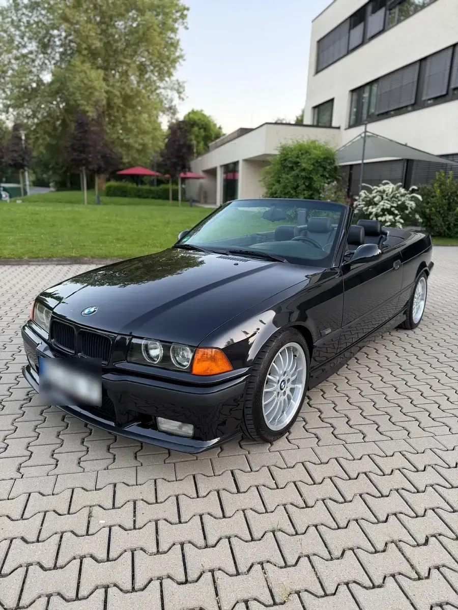 Gebraucht BMW 320 Cabriolet M Sport 150 PS (110 kW) 1995 Schwarz Cabrio