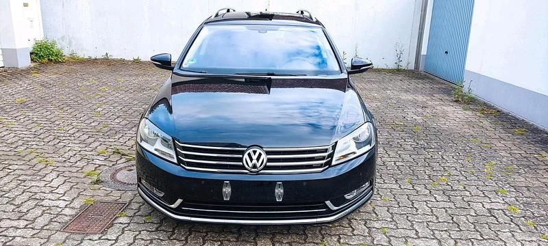 Gebraucht VW Passat Exclusive 160 PS (117 kW) 2011 Schwarz Kombi