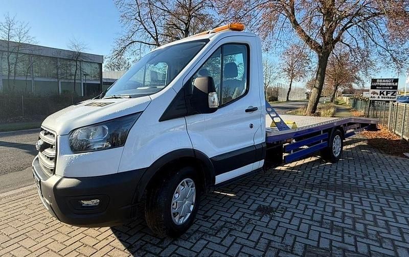 Weiß Gebraucht 2022 Ford Transit S | 31.490 € - Bild 1/4