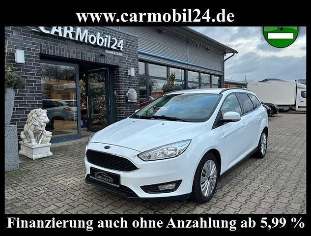Weiß Gebraucht 2016 Ford Focus Business Edition Limousine | 7.400 € (Etwas zu teuer) - Bild 1/4