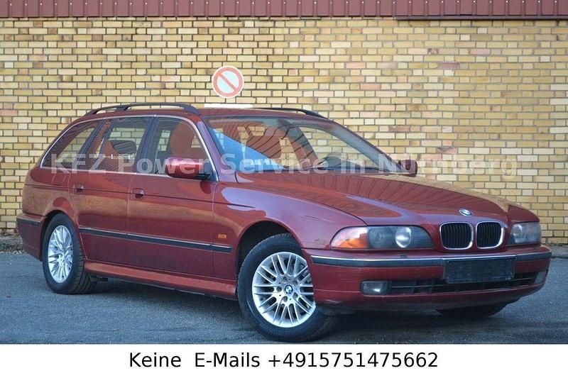 Gebraucht BMW 528 Sport Line 193 PS (141 kW) 1999 Rot Kombi