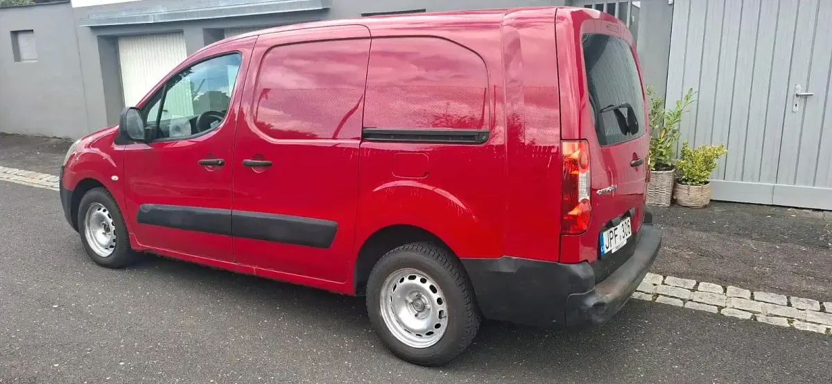 Gebraucht Citroën e-Berlingo 90 PS (66 kW) 2010 Rot Van / Kleinbus