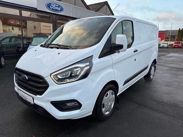 Gebraucht Ford Transit Custom Trend 131 PS (96 kW) 2022 Frostweiß Van / Kleinbus
