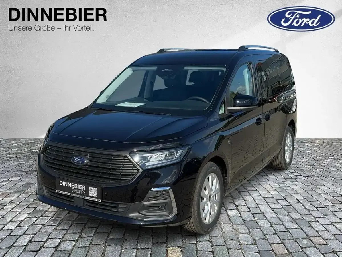 Neu Ford Grand Tourneo Connect Titanium 122 PS (89 kW) 2025 Ink black metallic Van / Kleinbus