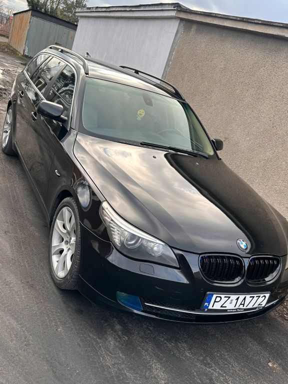 Schwarz Gebraucht 2006 BMW 520 Kombi | 5.800 € - Bild 1/4