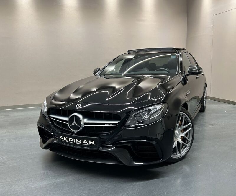 Schwarz Gebraucht 2020 Mercedes E63S AMG AMG Limousine | 72.800 € (Fairer Preis) - Bild 1/4