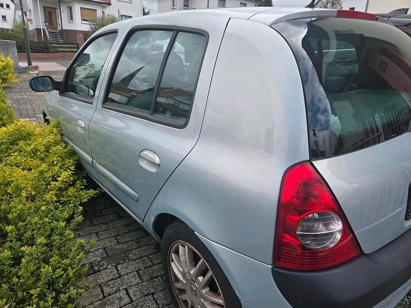 Second-hand Renault Clio II 2004 Gri Hatchback
