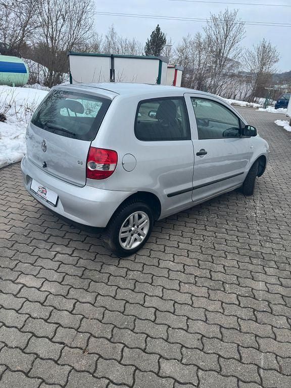 Gebraucht VW Fox Basis 75 PS (55 kW) 2006 Silber Kleinwagen