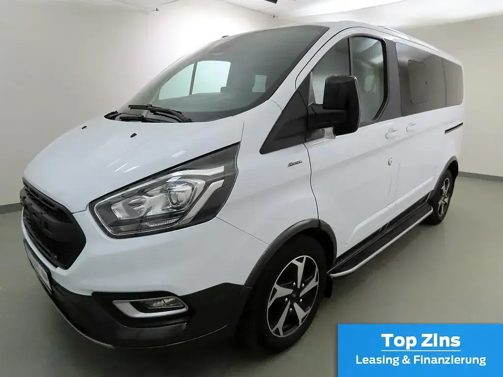 Gebraucht Ford Tourneo Custom Active 2022 Frostweiß Van