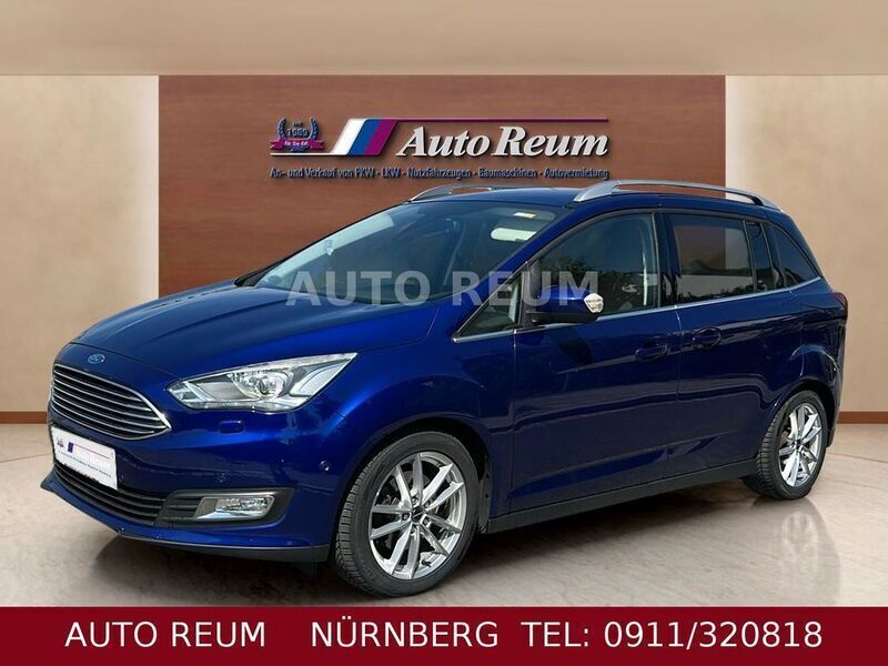 Blau Gebraucht 2017 Ford Grand C-Max Van / Kleinbus | 11.990 € (Etwas zu teuer) - Bild 1/4