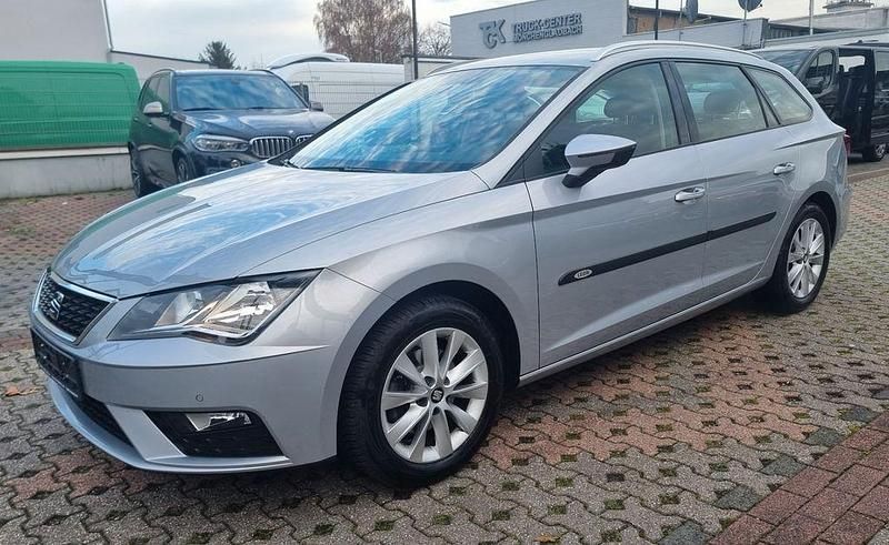 Silber Gebraucht 2020 Seat Leon ST Style Kombi | 10.298 € (Fairer Preis) - Bild 1/4