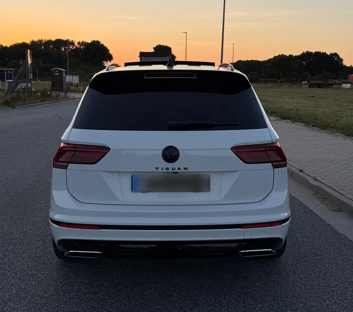 Gebraucht VW Tiguan R-line 239 PS (175 kW) 2020 Weiß SUV