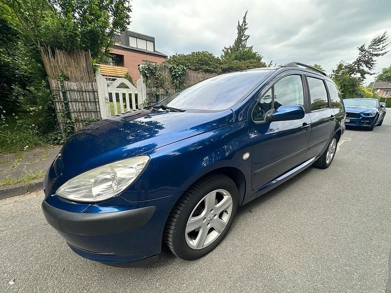 Blau Gebraucht 2004 Peugeot 307 Kombi | 1.400 € (Superpreis) - Bild 1/4