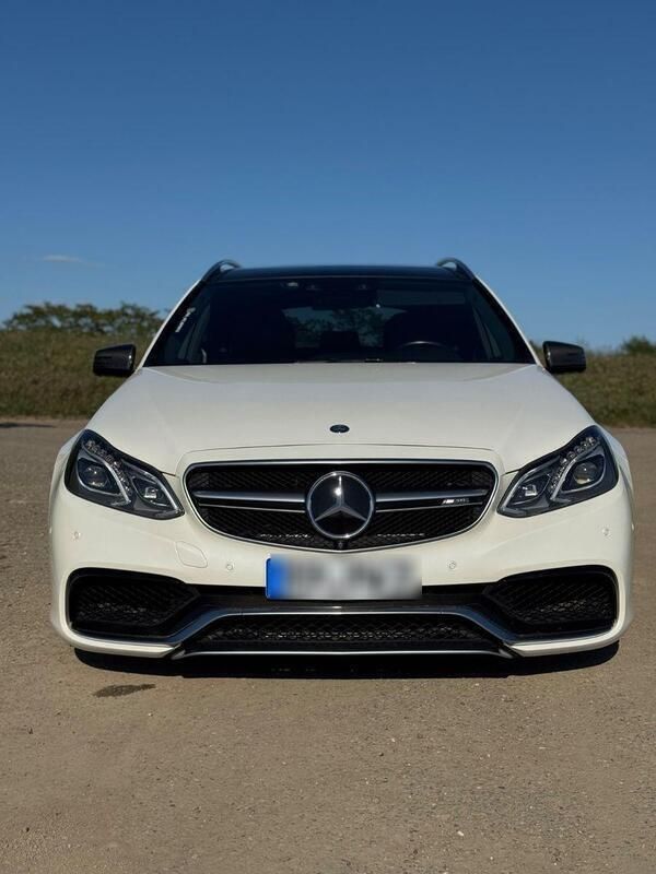 Weiß Gebraucht 2014 Mercedes E63 AMG AMG Kombi | 40.000 € (Fairer Preis) - Bild 1/4