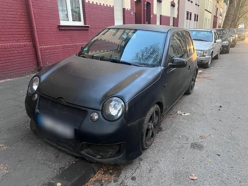 Gebraucht VW Lupo 55 PS (40 kW) 2004 Schwarz Kleinwagen
