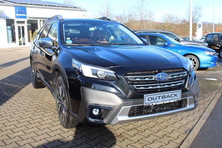 Gebraucht Subaru Outback Platinum 169 PS (124 kW) 2024 Schwarz Limousine