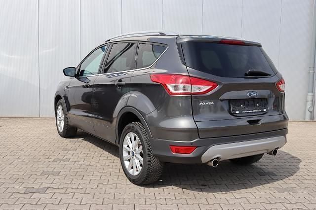 Gebraucht Ford Kuga Titanium 120 PS (88 kW) 2016 Grau SUV
