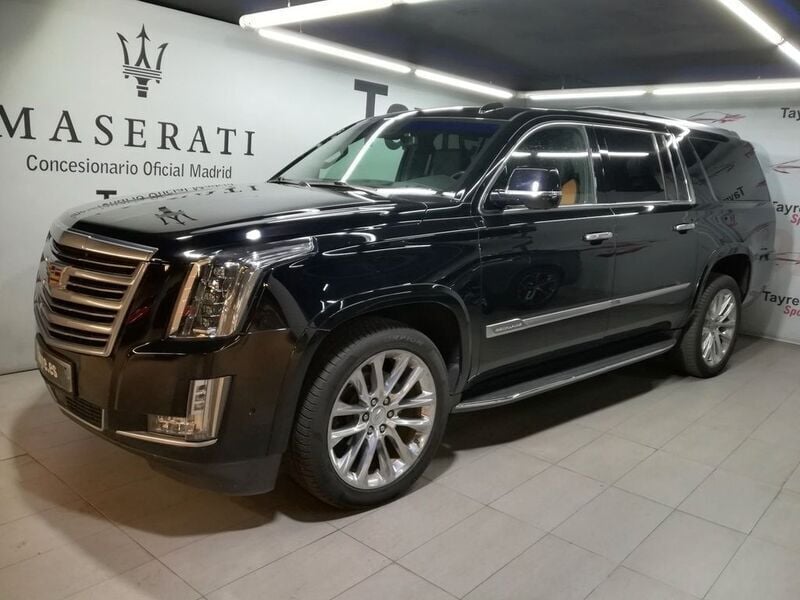 Gebraucht Cadillac Escalade 426 PS (313 kW) 2018 Schwarz SUV